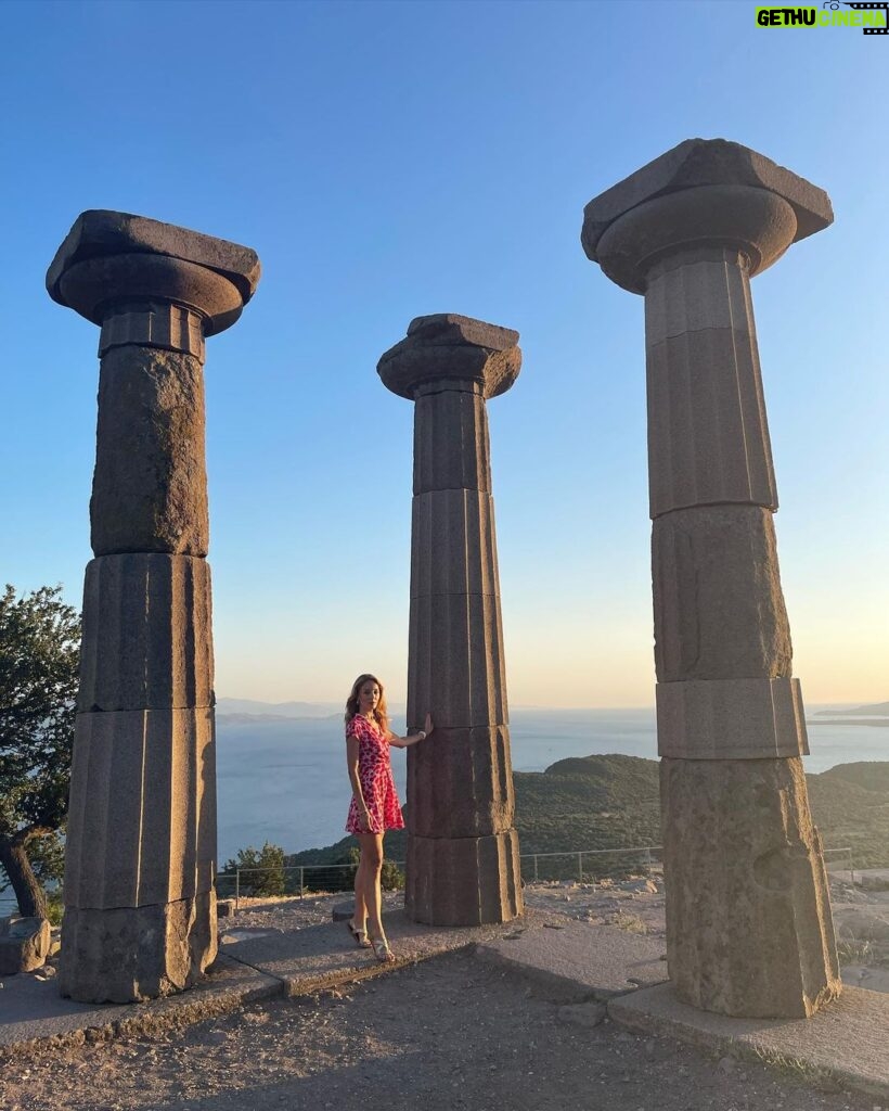 Bade Işcil Instagram - Paylaşmaya doyamıyorum etkisinden çıkamıyorum 🙏🏻 Asos Antik Kent