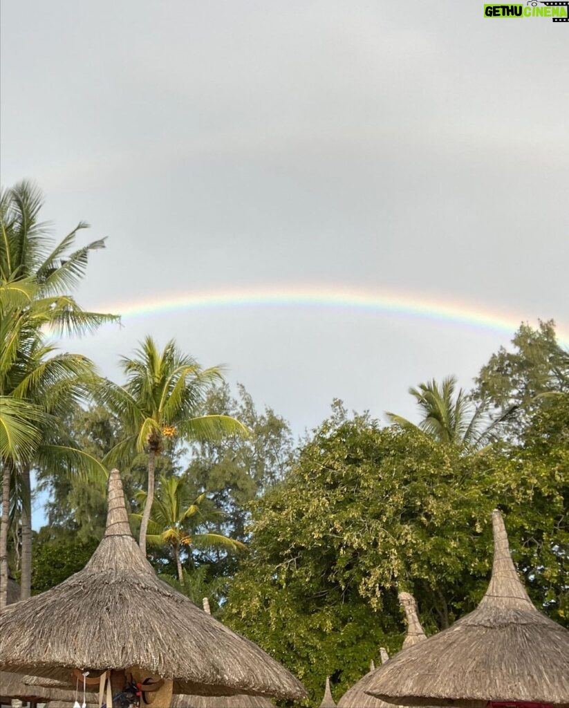 Bade Işcil Instagram - 🌴 🌈 🏝️ Mauritius