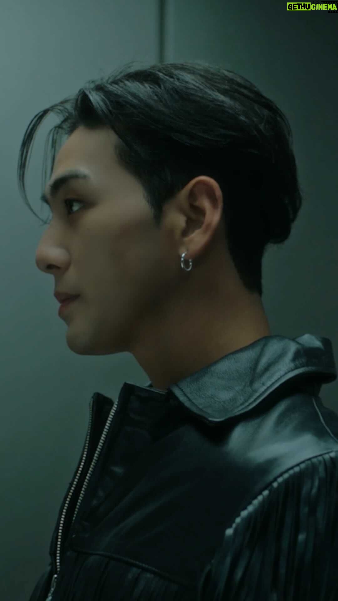Baekho - 47.1K Likes - 백호 (BAEKHO) DIGITAL SINGLE ‘엘리베이터’
2023.08.31 6PM(KST)
‘엘리베이터’ Official Performance Film
Release on 2023.08.31 0AM(KST)
#백호 #BAEKHO
#엘리베이터 #BAEKHO_Elevator
