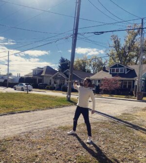 Banners Instagram - I’m in Nashville to do some songwriting. This is how I stand at all times when I’m in Nashville.