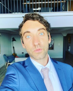Banners Instagram - I’m in a suit. Be quiet and look at me in a suit and then have a lovely day