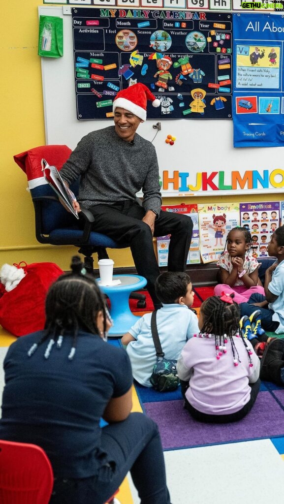 Barack Obama Instagram - Had fun surprising a group of students at Parkside Community Academy—a future neighbor of the Obama Presidential Center being built on Chicago’s South Side—to spread some holiday cheer. Take a look: Chicago, Illinois