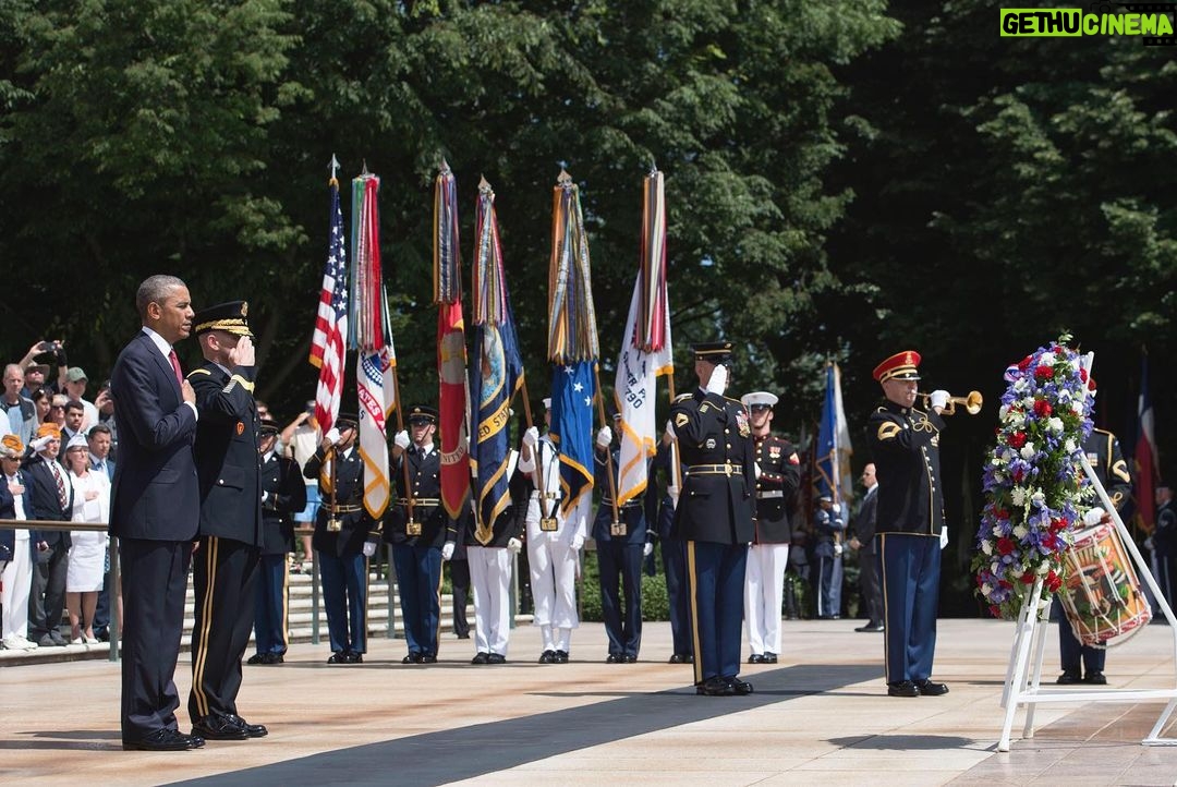 Barack Obama Instagram - This Memorial Day, take a moment to honor the brave Americans who have served our country and given their lives for our freedom. May God bless our fallen heroes, their families, and all who serve.