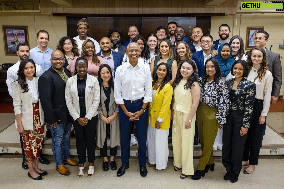 Barack Obama Instagram - Visiting Lilydale First Baptist Church took me back to my time as a community organizer. This is the neighborhood where I began my career in public service. It was even more special to celebrate the graduation of our @Columbia and @UChicago Obama Scholars—a smart and passionate group of young people who are picking up the baton and working to create sustainable change.