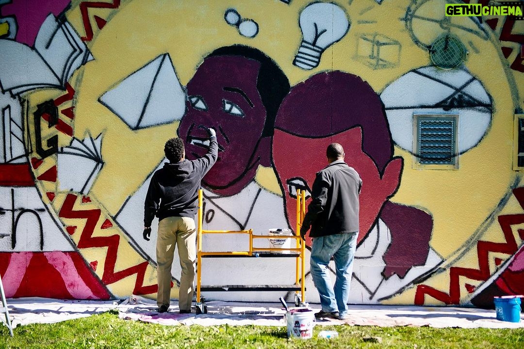 Barack Obama Instagram - Today, the @MBK_Alliance is announcing their Freedom Summer 2023 grant recipients. I’m so proud of the work these 33 Chicago-based organizations have done to change the lives of Black and brown boys across the city, especially during the summer months. Together, they’ve provided young people with new opportunities and safe spaces to learn, connect, and explore. You can find out more about their work at the link in my bio.