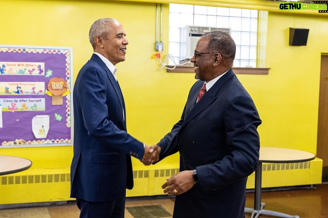 Barack Obama Instagram - Visiting Lilydale First Baptist Church took me back to my time as a community organizer. This is the neighborhood where I began my career in public service. It was even more special to celebrate the graduation of our @Columbia and @UChicago Obama Scholars—a smart and passionate group of young people who are picking up the baton and working to create sustainable change.