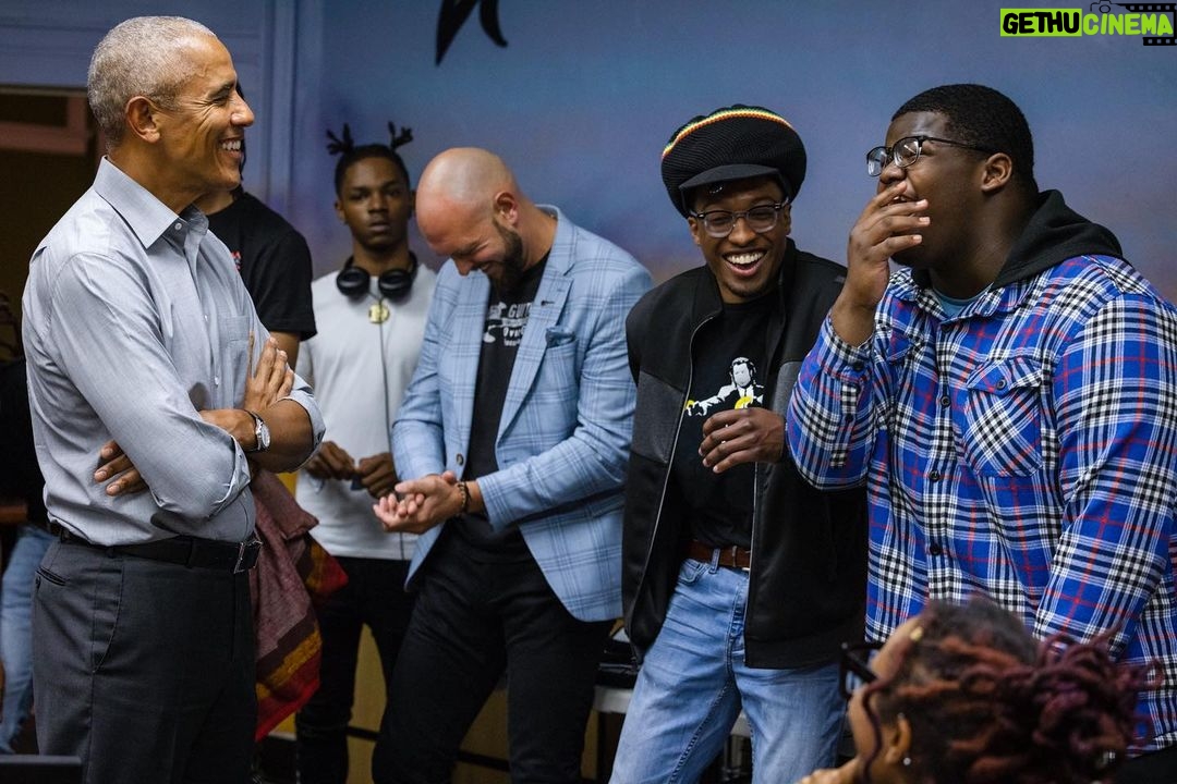 Barack Obama Instagram - Today I got to hear from @GuitarsOverGuns—one of @MBK_Alliance’s Freedom Summer ‘22 recipients—about how they’re working to support young people on the South Side of Chicago. When the Obama Presidential Center opens, it will offer spaces and programming just like this. Thanks for letting me join! Chicago, Illinois
