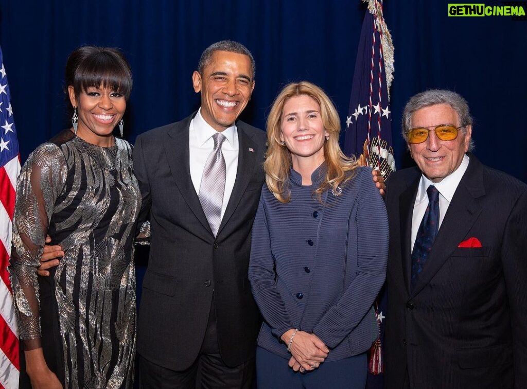 Barack Obama Instagram - Tony Bennett was an iconic songwriter and entertainer who charmed generations of fans. He was also a good man—Michelle and I will always be honored that he performed at my inauguration. We're thinking of his wife Susan, his kids, and everyone who is missing him today.