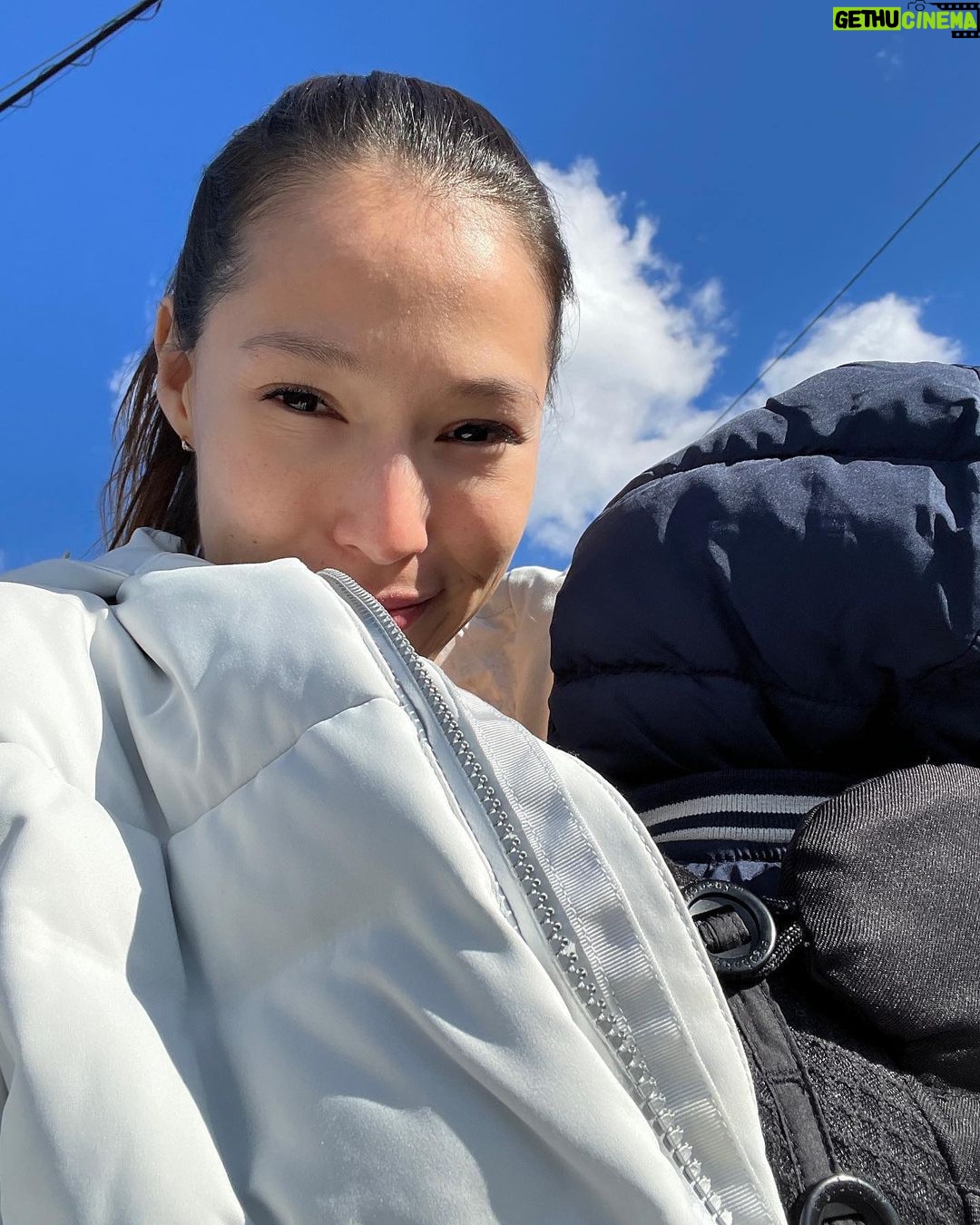 Barbara Akemi Katsuki Instagram - A little walk today was cold...❄️ 2* 🥶 Minokamo-shi, Gifu, Japan
