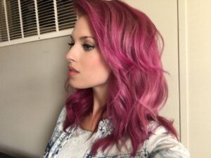 Barbara Dunkelman Instagram - This was 6 years ago!! AHHH! TEMPTATION TO DYE HAIR NEW COLOR INTENSIFIES