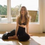 Barbara Dunkelman Instagram - It’s a beautiful day to stay inside 🎶 @atwes 📸 @kamrin.pester 💡 @erinxtexas 💄
