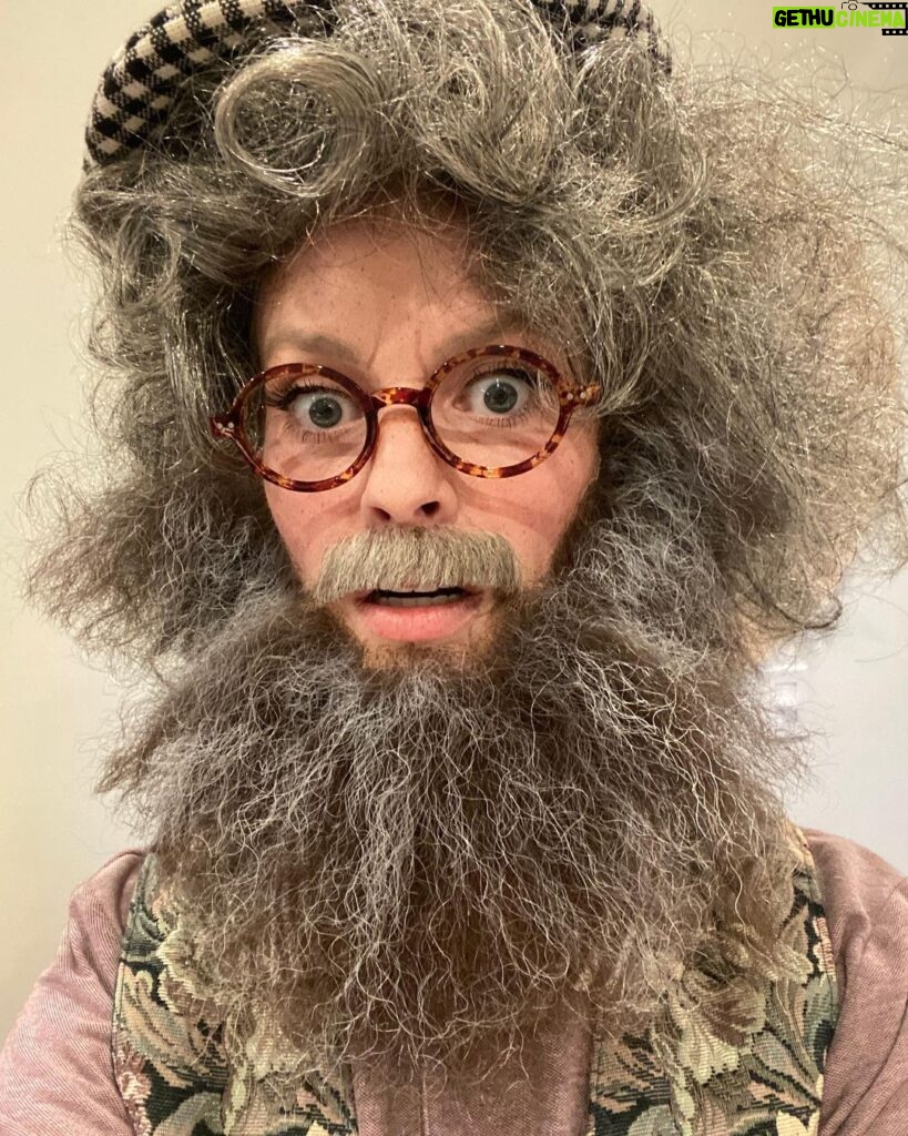 Barbara Dunkelman Instagram - WHAT YEAR IS IT Shoutout to @annatheartiste and @erikaslay for turning me into my dreamy old-man self for our episode of Million Dollars But! Truly thriving.