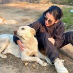 Barkha Singh Instagram – Walter didn’t want to cook today 

Also, #2024 yaaaaaa lovelies! 💗💗 getting back soon and I cannot wait to share photos from this magical trip with you lovelies 🤗✨

Before you ask the boss doggo is pahadi and my boss hoodie is from @graykloud 🖤

@easel_stories @oakpinionpr 

#happynewyear #newyear #doggo