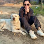 Barkha Singh Instagram – Walter didn’t want to cook today 

Also, #2024 yaaaaaa lovelies! 💗💗 getting back soon and I cannot wait to share photos from this magical trip with you lovelies 🤗✨

Before you ask the boss doggo is pahadi and my boss hoodie is from @graykloud 🖤

@easel_stories @oakpinionpr 

#happynewyear #newyear #doggo