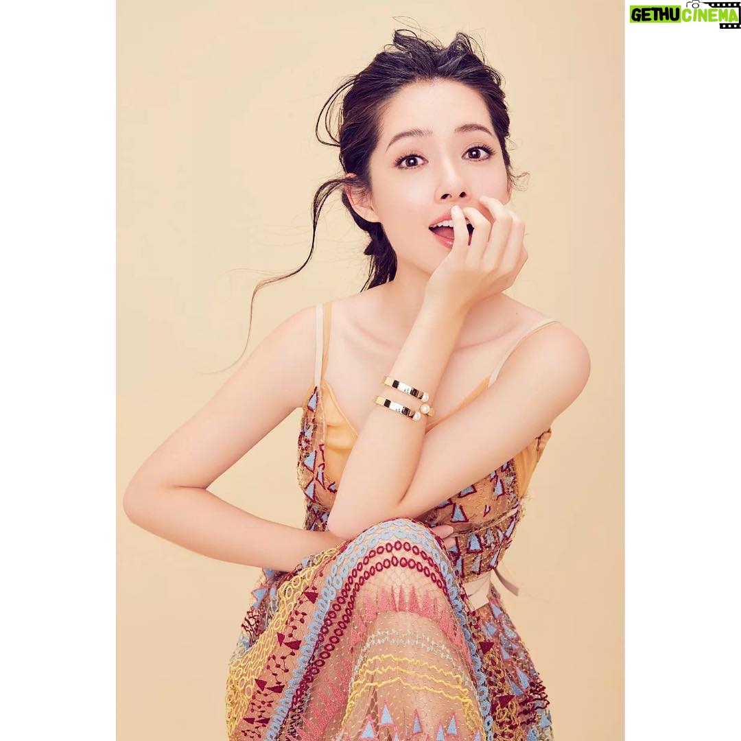 Bea Hayden Kuo - 4.1K Likes - 感謝走過的日子,讓我變成今天的自己,還有身邊的太多人也需要感謝,只是我都不知道該怎樣表達,希望大家都能開開心心的,做自己喜歡的事情,感恩節快樂!💖
#郭碧婷 #guobiting #beahayden