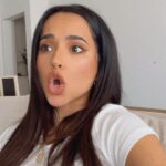 Becky G Instagram - Yo cuándo pienso que mi español está mejorando 😂 🤷🏻‍♀️ POCHA POWER BABY