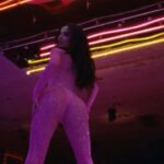 Becky G Instagram - “LA NENA” SONG & VIDEO YA ESTÁ DISPONIBLE!!! 💕 You’re the best @gabitoballesteros gracias gracias gracias 🙏🏽✨