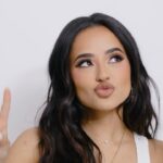 Becky G Instagram - I got to share all of the inspirations behind 'ESQUINAS' on #SOMOS Música Mexicana 🤎🫶🏽 Listen now on @applemusic ✨