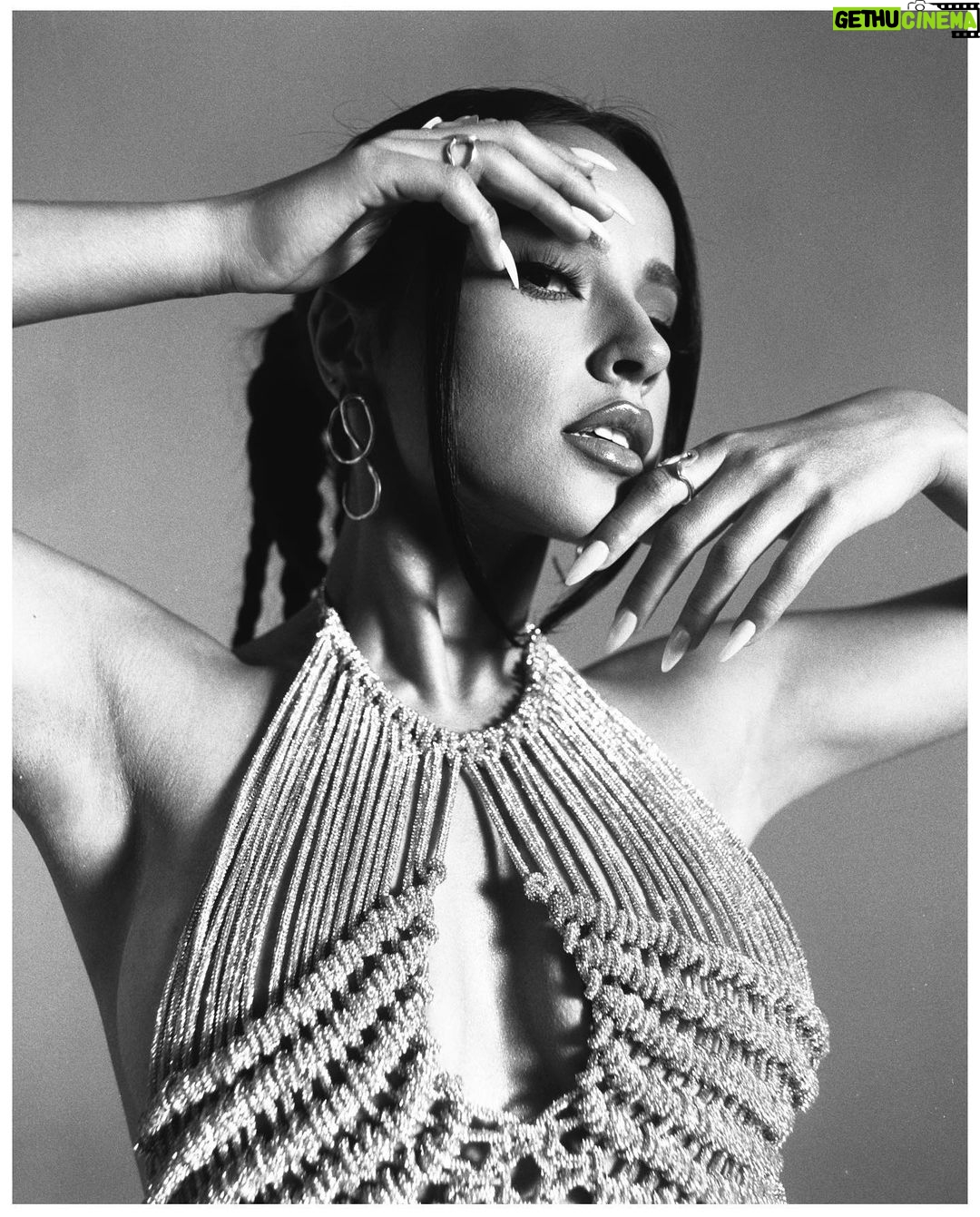 Becky G Instagram - New era, new covers, new music VERY soon 😘 Gracias @numero_netherlands❤️✨ Photographer: Nick Rasmusen @bynickrasmussen Stylist: Morgan Pinney @morgann Makeup: Gilly Estrada @makeupbygilly Hair: Glen Coco @glencocoforhair Photography assistants: Lu Dawn & Argel Rojo @ludawndawn @argelrojo Styling assistant: Kate Li @_kateli Shot at @theivory.space Lit with @aputure.lighting Editor: Timi Letonja @timiletonja Interview: Jana Letonja @janaletonja