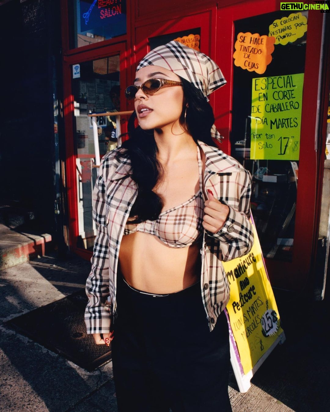 Becky G Instagram - CHICANA EN CUALQUIER ESQUINA π€ Photographer @rickyrozay Makeup @marcelogutierrez Hair @evaniefrausto Stylist @marcusjcorrea Style assistant @brutalbrownangel Nails @notbad.as Series creative direction @dmatosx Sunset Park, Brooklyn, N.Y