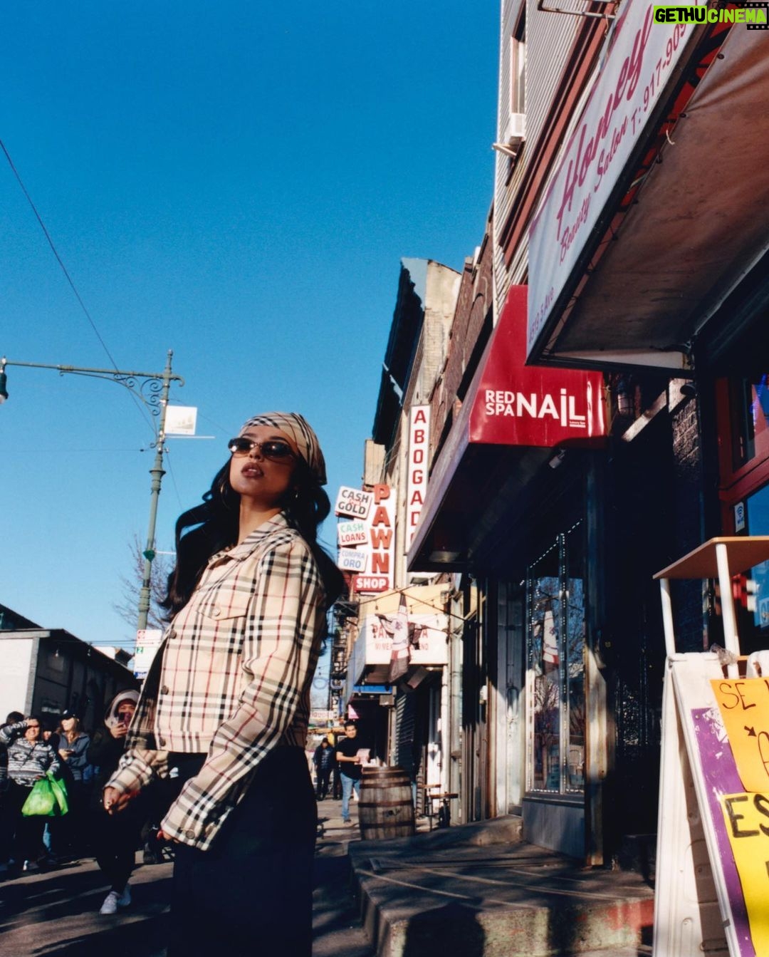 Becky G Instagram - CHICANA EN CUALQUIER ESQUINA π€ Photographer @rickyrozay Makeup @marcelogutierrez Hair @evaniefrausto Stylist @marcusjcorrea Style assistant @brutalbrownangel Nails @notbad.as Series creative direction @dmatosx Sunset Park, Brooklyn, N.Y