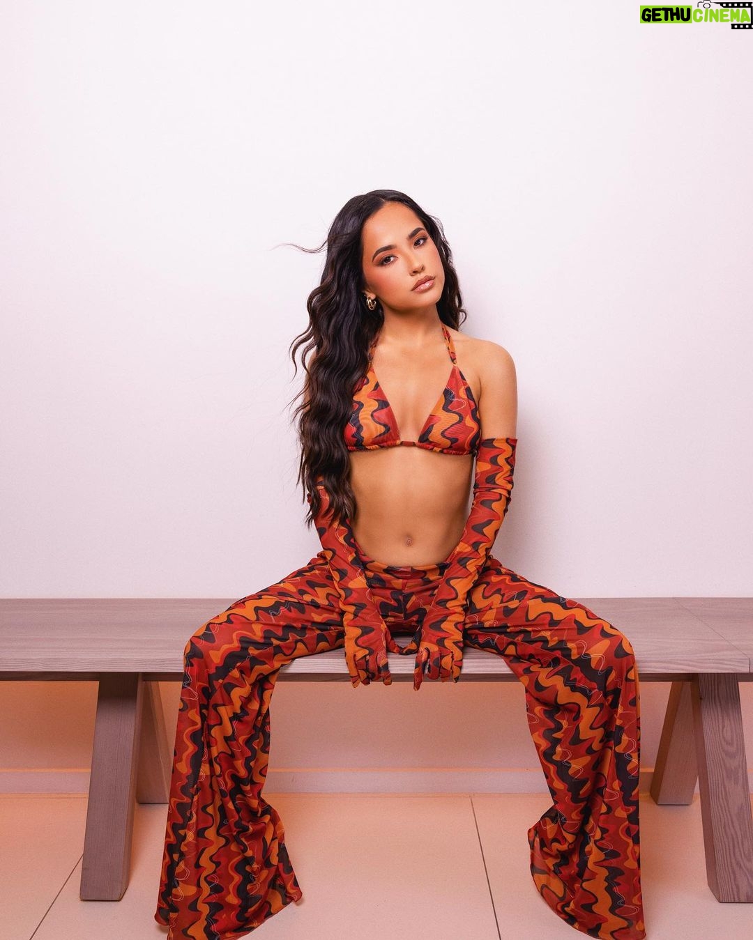 Becky G Instagram - I’m thrilled to take on this new challenge as Creative Director of @shop_gonza . As a proud Latina, I’m joining GONZA to break boundaries, empower women, and redefine fashion. Check out the new collection and get ready because this is only the beginning!