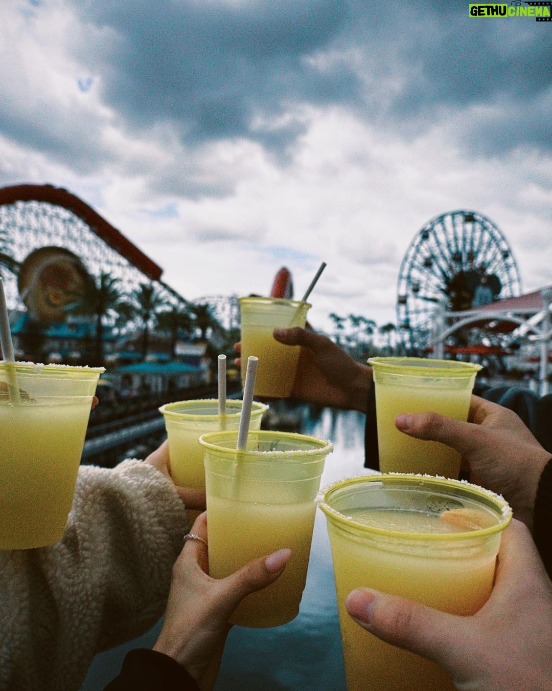 Becky G Instagram - I manifested this day. Just sayin. ✨ @disneyparks @disneyland Disneyland