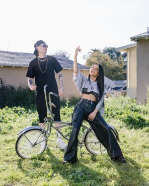 Becky G Instagram - CHANEL VIDEO MAÑANAAA ✨ @pesopluma