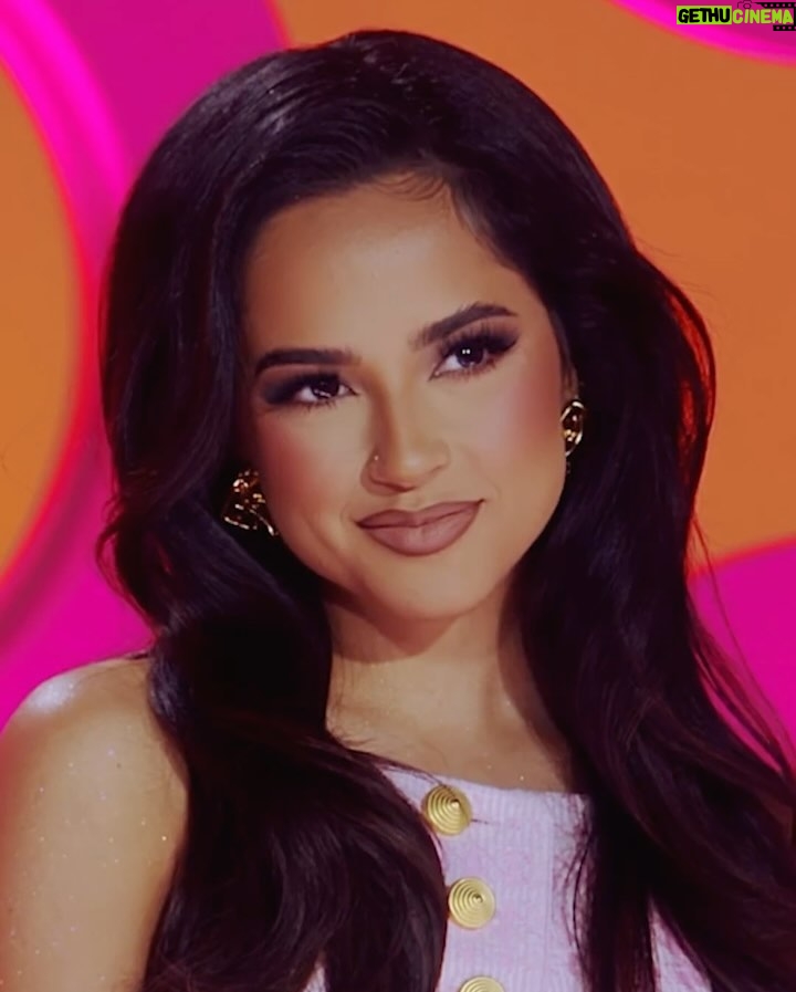 Becky G Instagram - Haiiiiiiiiii ✨ I’m guest-judging #DragRace TONIGHT at 8/7c on @mtv!!! ❤️🫶🏽