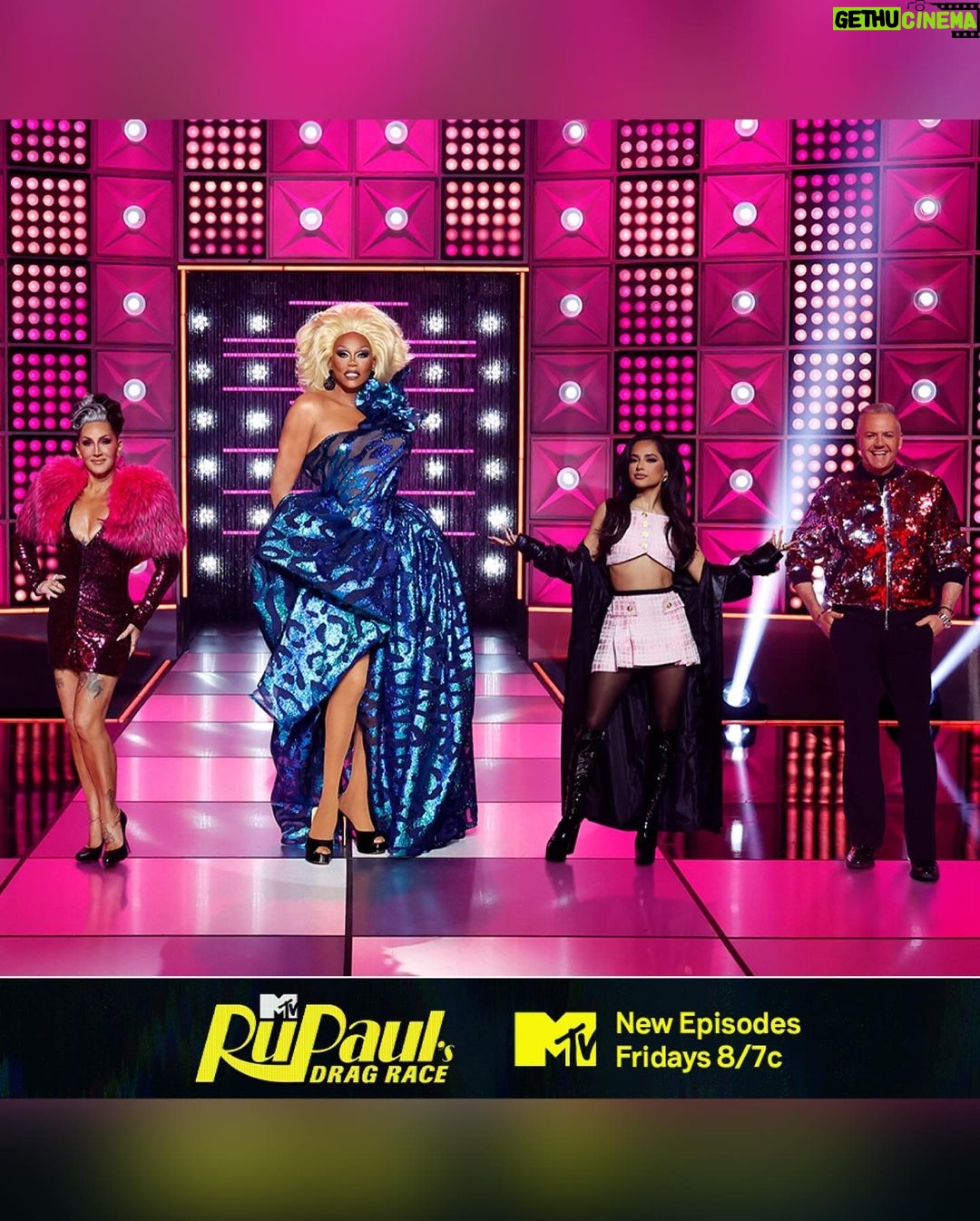 Becky G Instagram - Haiiiiiiiiii ✨ I’m guest-judging #DragRace TONIGHT at 8/7c on @mtv!!! ❤️🫶🏽