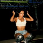 Becky G Instagram – MAMIIIIII 🥹🥹🥹 A todo lo que hemos vivido juntas y lo que viene. 🫶🏽 
Gracias por inspirar a tantos, especialmente a mi y por ser una amiga tan increible. Te quiero mucho mucho muchoooo!!! Que chimbaaaa cantar en tu casita de medellin!! 🖤✨