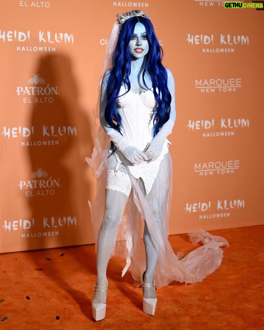Becky G Instagram - 💙 HAPPY HEIDIWEEN 💙 So much fun celebrating with PATRÓN EL ALTO and the queen of Halloween herself 🫶🏽 #PatronPartner #PatronxBeckyG #HeidiHalloween2023