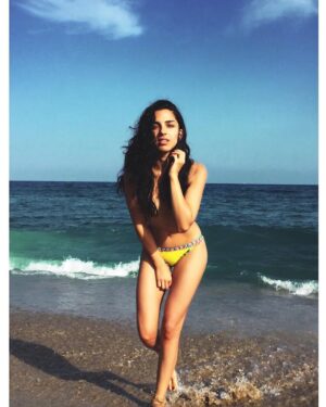 Begüm Akkaya Instagram - Longing for España☀️ #tbt
@sezerarici