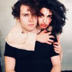Begüm Akkaya Instagram - Let The Right One In/ Bırak İçeri Gireyim 5 Şubat’ta @zorlu_psm ‘de başlıyor🖤 @dottiyatro_dottheatre #lettherightonein #bırakiçerigireyim