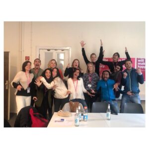 Begüm Akkaya Instagram - Actors Studio~Berlinale Talents 2018🕺🏽💃🏻🎊🍾 #berlinale2018 #actors #actingstudio @berlinaletalents