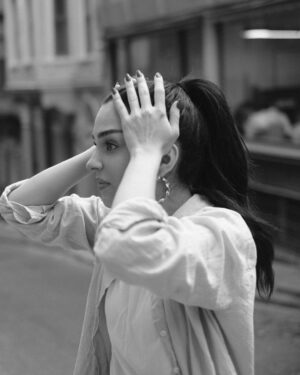 Begüm Akkaya Instagram - Click on black&white
📸 @bsrdeveli
