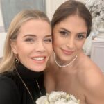 Begüm Kütük Instagram – O büyük gün geldi çattı sonunda. Canım arkadaşımın bu mutlu gününe şahitlik ettim. İmzaları attık. Seni çok seviyorum, bir ömür mutlu olmanızı diliyorum Hülya kuzusuuu💘🧿#onurhulyawedding @hlys13