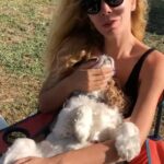 Begüm Kütük Instagram - Yeni Instagram’a alışmaya çalışıyorum. Hikayede paylaşmaya çalışırken buraya gelmiş:) #milathedog #mila ❤️