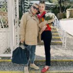 Begüm Kütük Instagram - Canımın içi canım annem. Günün kutlu olsun Fıstıkellam🌸 Seni aşırı seviyorum🤍 #annelergünü @gul_gulgun Bağdat Caddesi
