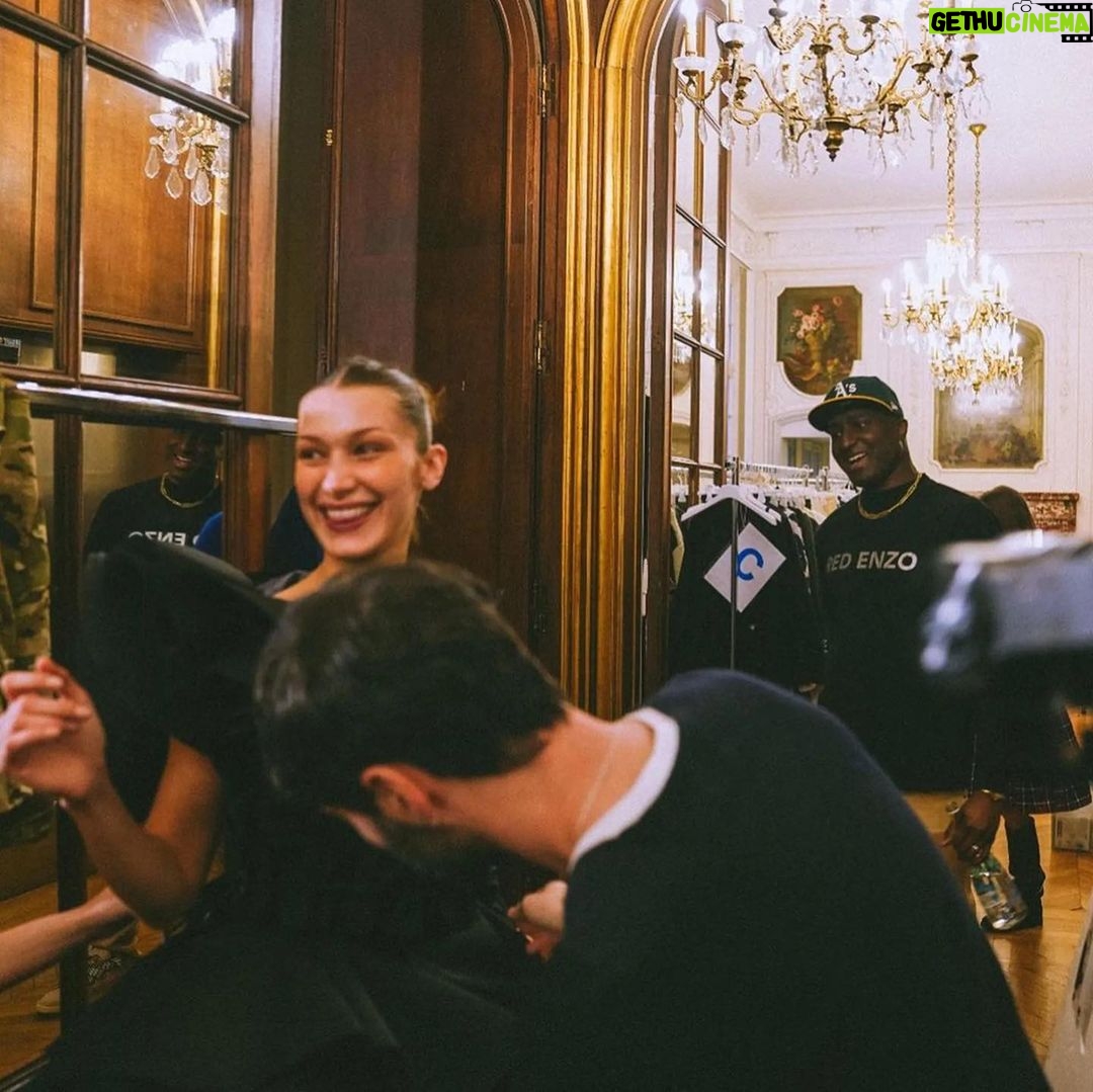 Bella Hadid Instagram - Happy Birthday V. Fashion , the world and life as a whole hasn’t been the same since you left us. It will never be the same for me, personally. I miss you and I know you are watching down on your beautiful Shannon , babies and all the people you touched while you were still here with us. You were the protector of all here on earth , and I know you are doing the same from the heavens. Thank you for putting your stamp on the world. We didn’t deserve you. But I wish everyday you were still “here”. My Libra brother for life. Happy Birthday.