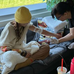Bella Hadid Instagram - the little me that suffered would be so proud of grown me for not giving up on myself🫶🏼

Thankful to my mommy for keeping all of my medical records, sticking by me , never leaving my side, protecting, supporting , but most of all, believing me through all of this 

Living in this state, worsening with time and work while trying to make myself, my family and the people who support me, proud, had taken a toll on me in ways I can’t really explain. To be that sad and sick with the most blessings/privilege/opportunity/love around me was quite possibly the most confusing thing ever. one thing I want to express to you all is that 1: I am okay and you do not have to worry, ♥️and 2:I wouldn’t change anything for the world. If I had to go through all of this again, to get here, to this exact moment I’m in right now, with all of you, finally healthy, I would do it all again. It made me who I am today. 

The universe works in the most painful and beautiful ways but I need to say that if you are struggling- it will get better. I promise. take a step away, stay strong, have faith in your path, walk in your truth and the clouds will start to clear up. I have so much gratitude for and perspective on life , this 100+ days of Lyme, chronic disease , co infection treatment, almost 15 years of invisible suffering, was all worth it if I’m able to, God willing, have a lifetime of spreading love from a full cup, and being able to truly be myself, For the first time ever 

I tried to pick the most positive pictures I could because as painful as this experience was, the outcome was the most enlightening experience of my life filled with new friends, new visions and a new brain 

Thank you for the patience of the incredible company’s that I work for , my supporters and the people who continued to check in. My agents Jill and Joseph for protecting me. I love and appreciate you more than I can ever express

Thank you to my genius Dr, and her INCREDIBLE team of nurses. I love you SO much!!!

I’ll be back when I’m ready

I miss you all so much 

I love you all so much