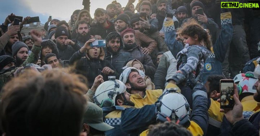Bella Hadid Instagram - On February 6, a 7.8 magnitude earthquake struck southern Türkiye (Turkey)& Syria in what has been recorded as one of the region’s most powerful earthquakes in decades to hit the area. Strong aftershocks and devastation followed, continuing to rattle a region already fragile from political instability& refugee crisis. It has been reported that more than 30,000 people were killed and thousands more people were reported injured,though these numbers are expected to grow significantly in the coming days and weeks as damage continues to be assessed-freezing temperatures are further complicating search& rescue efforts in the area. The most grave humanitarian situation is currently unfolding in northwest Syria, where at least 4.1 million of the 4.5 million people living in that region were already relying on humanitarian aid prior to this disaster.More than a decade of war and bombings has left buildings, homes& refugee camps vulnerable to immediate collapse. The only supply access road between Türkiye& Syria was destroyed by the earthquake. My heart is so heavy for these incredible countries&people; I am finding more I can do in the near future.But for now I will leave you with some trusted organizations. I love you. Support for Children and Families - UNICEF is ensuring children and families in Turkey and Syria have access to safe drinking water and psychosocial support. Search and Rescue - The White Helmets is a civilian group in Northwest Syria leading search and rescue efforts right now to pull people from rubble, and evacuate buildings. Funds help them secure additional search and rescue supplies. Medical Care - Syrian American Medical Society supports 36 locally-run clinics and hospitals in the affected areas of Türkiye and Syria, and has over 1,700 staff members on the ground in Syria. Funds are being used to rush in supplies, evacuate the most critically injured, and treat patients. Mental Health – International Medical Corps: The International Medical Corps is providing mental health support to affected populations in Turkiye and Syria. Shelter – UNHCR: The UN Refugee Agency (UNHCR) is providing shelter across Turkey and Syria to affected families Turkey Syria Border