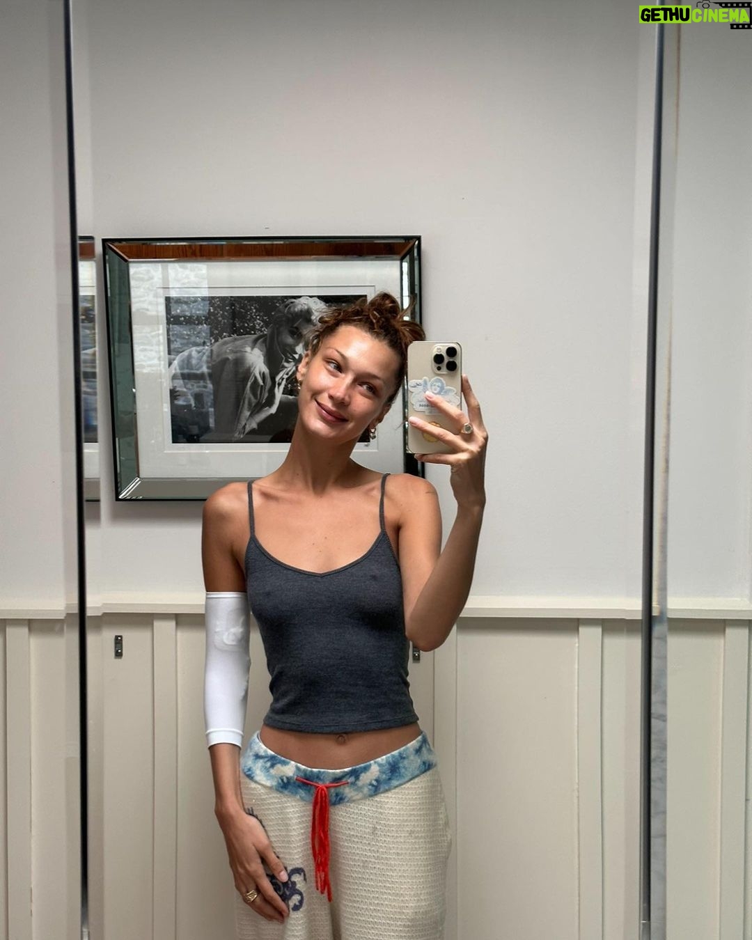 Bella Hadid - 3.3 Million Likes -