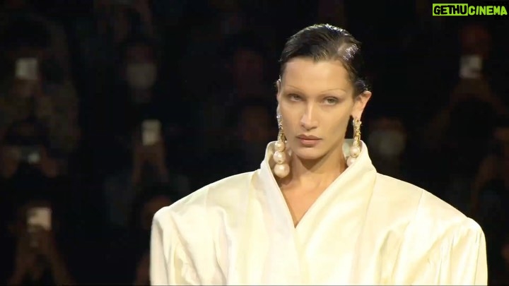 Bella Hadid Instagram - Closing @viviennewestwood by @ndreaskronthaler .., will forever be the most special show to me…forever yer bride.,. I love you 🤍🤍🤍🤍🤍🤍🤍
