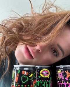 Bella Thorne Instagram - These @illicit.elixirs got me SO HAPPY haha! Finally a fruity, flirty and FUNctional beverage #IllicitElixirsPartner