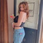 Bella Thorne Instagram - 🔑