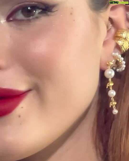 Bella Thorne Instagram - um itβs also Black Friday at @thornedynasty and like up to 50% off ππππ«£ and our desert darling dome ring is now $25 YASSSπππ