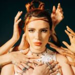 Bella Thorne Instagram - Armed with Desert Darlings & Zapata Eye Crocs 🐊 @thornedynasty