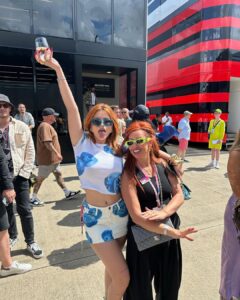 Bella Thorne Instagram - F____ ONEEEEEE Thank u Lewis for an amazing day!! London, United Kingdom