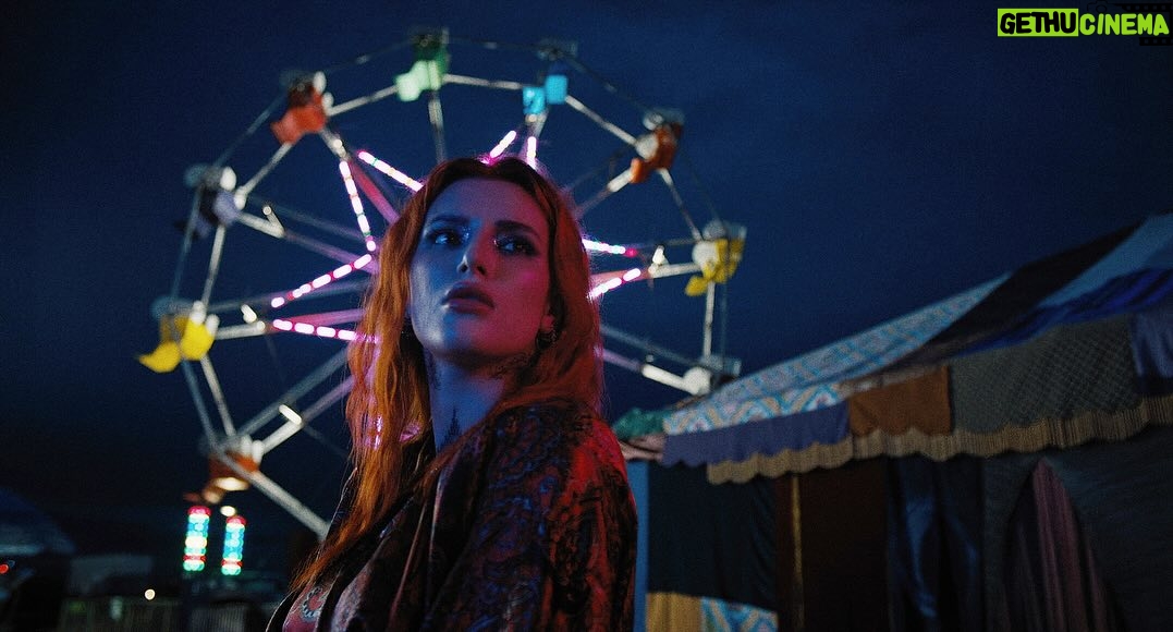 Bella Thorne Instagram - I love this book & I am so excited to be part of the movie!! Thank you SAG-AFTRA for your support 🙏 #rumblethroughthedarkmovie opens in US theaters FRIDAY Nov 3 — check ur favorite!! Digital release Nov 10